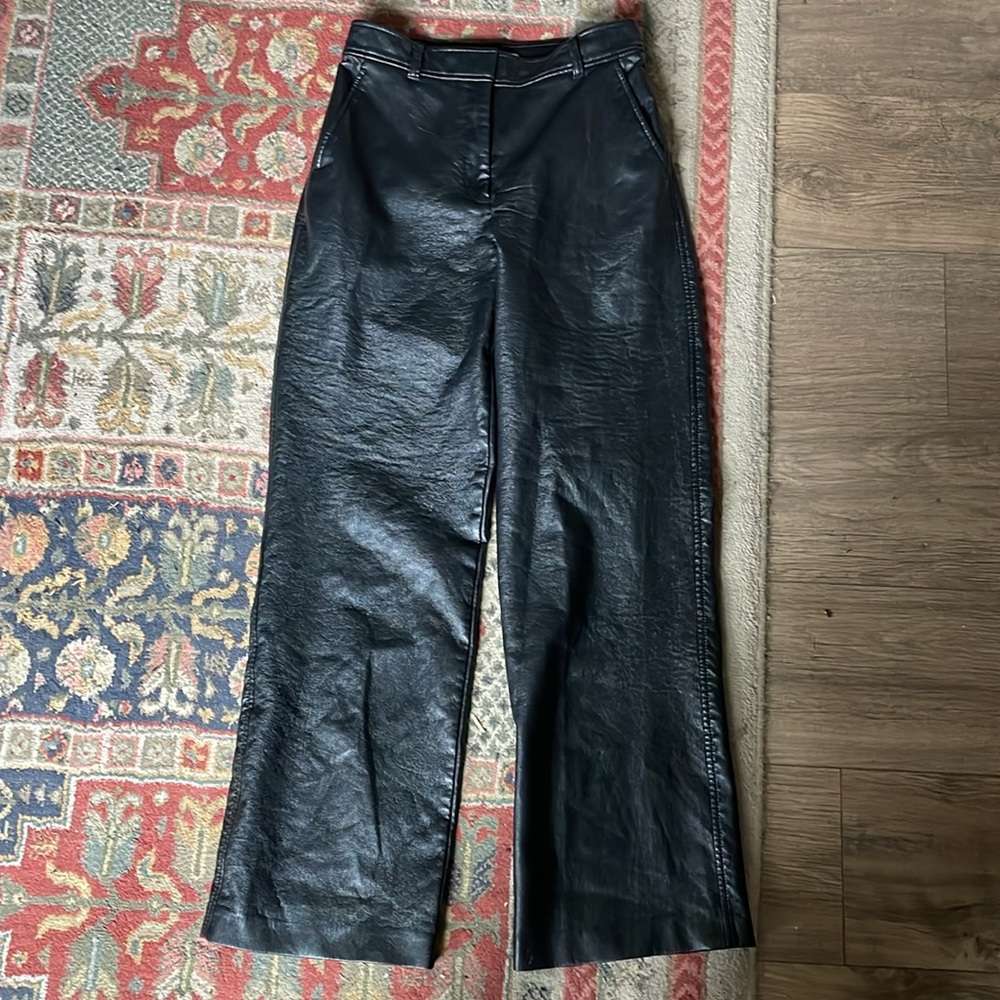Aritzia Babaton Command Cropped Leather Pants - image 3